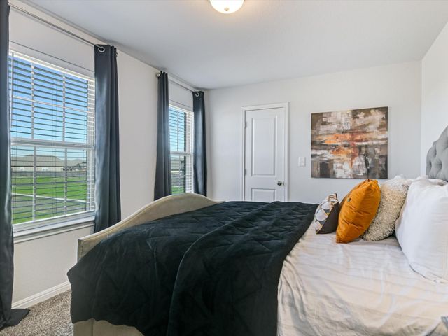 218 Pearland ST, Hutto, TX 78634