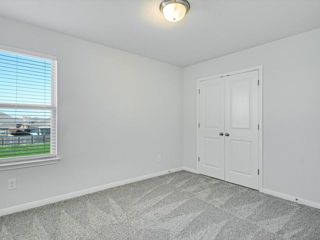 218 Pearland ST, Hutto, TX 78634