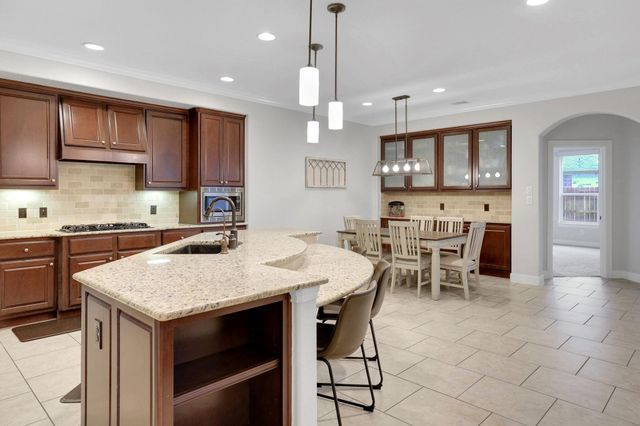 15610 Summer Heath Court, Houston, TX 77044