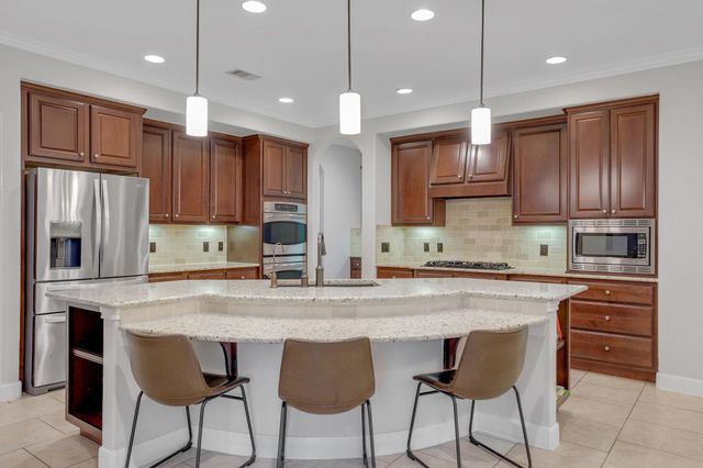 15610 Summer Heath Court, Houston, TX 77044