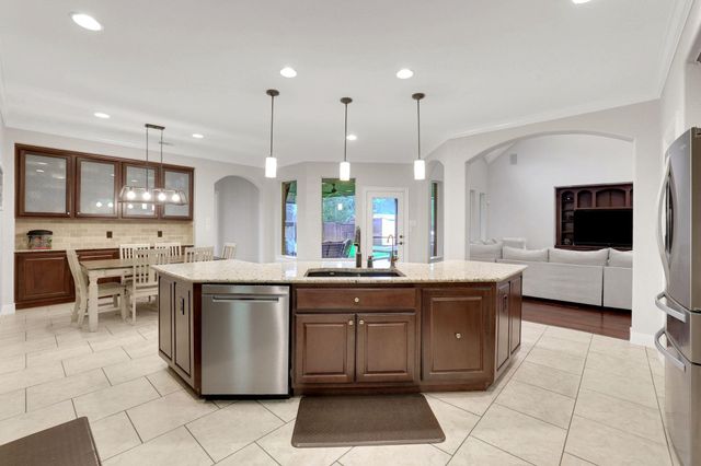 15610 Summer Heath Court, Houston, TX 77044