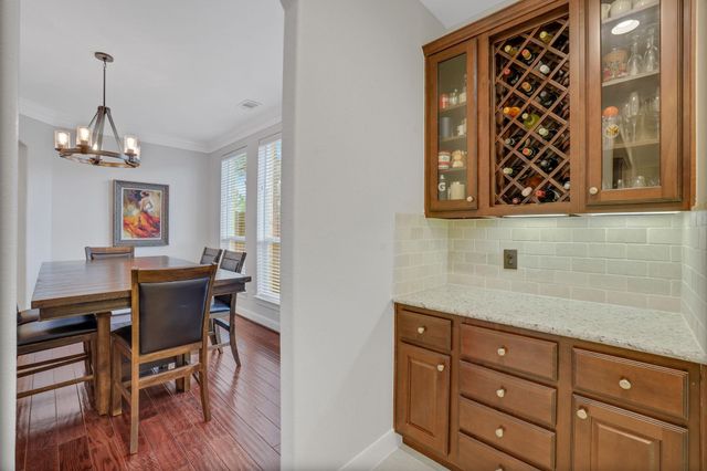 15610 Summer Heath Court, Houston, TX 77044