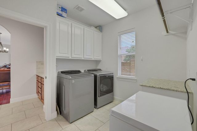 15610 Summer Heath Court, Houston, TX 77044
