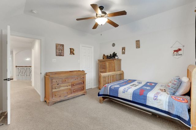 15610 Summer Heath Court, Houston, TX 77044