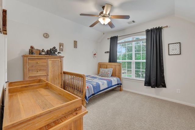 15610 Summer Heath Court, Houston, TX 77044