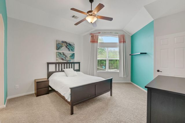 15610 Summer Heath Court, Houston, TX 77044