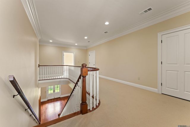 5806 Highland Rd, Baton Rouge, LA 70808