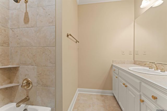 5806 Highland Rd, Baton Rouge, LA 70808