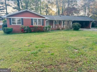6577 Randall Mark Drive, Morrow, GA 30260