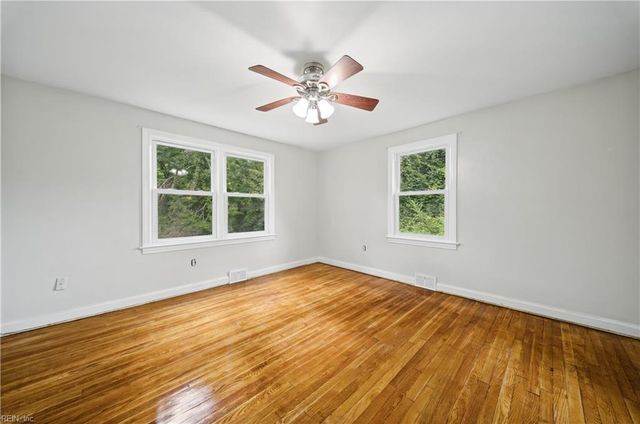 524 Hollywood AVE, Suffolk, VA 23434