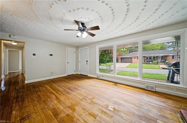 524 Hollywood AVE, Suffolk, VA 23434