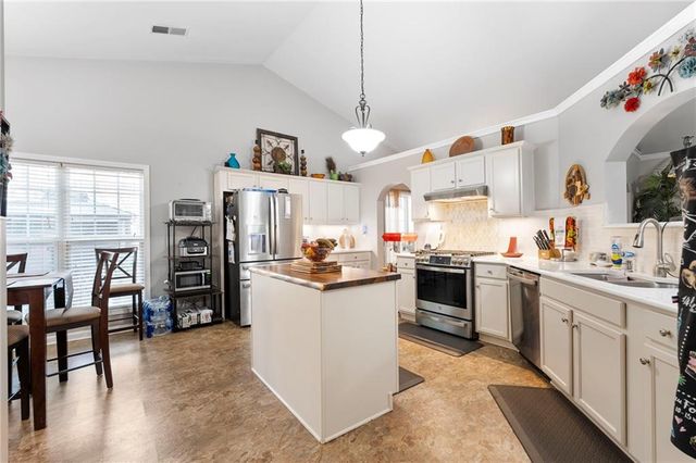 2178 Breezewood Drive, Monroe, GA 30655