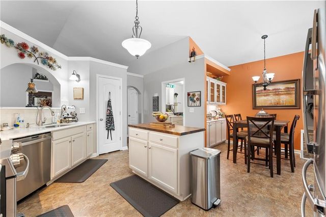 2178 Breezewood Drive, Monroe, GA 30655