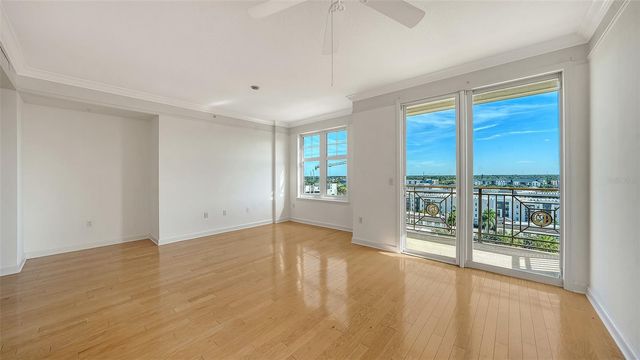 750 N TAMIAMI TRAIL 1018, Sarasota, FL 34236