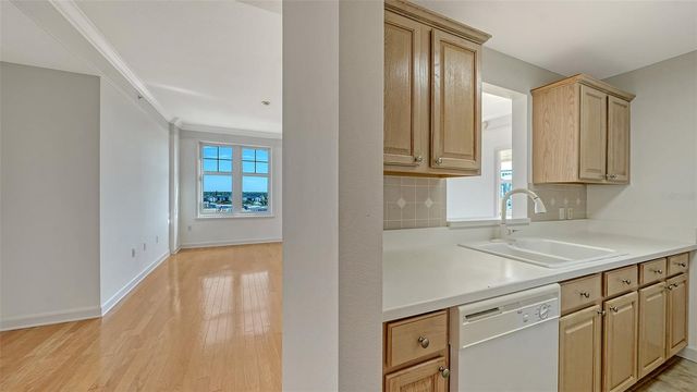 750 N TAMIAMI TRAIL 1018, Sarasota, FL 34236