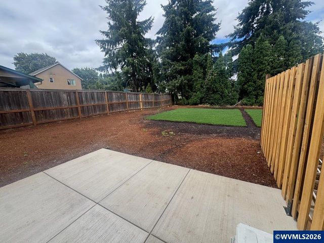 196 Gwinn St E, Monmouth, OR 97361