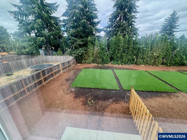 196 Gwinn St E, Monmouth, OR 97361