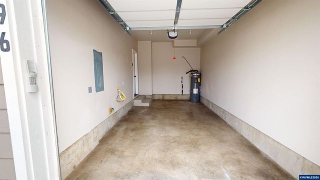 196 Gwinn St E, Monmouth, OR 97361