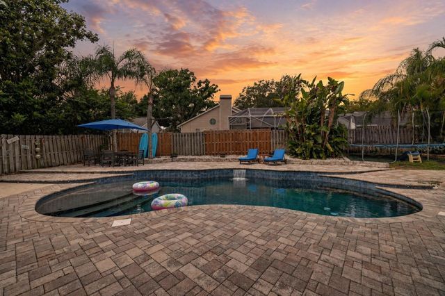 962 EDGEHILL DRIVE, Palm Harbor, FL 34684