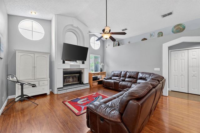 962 EDGEHILL DRIVE, Palm Harbor, FL 34684