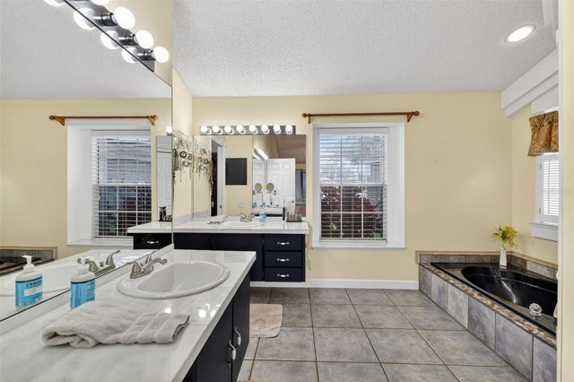 962 EDGEHILL DRIVE, Palm Harbor, FL 34684