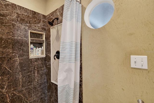 962 EDGEHILL DRIVE, Palm Harbor, FL 34684