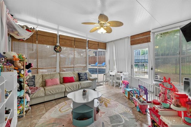 962 EDGEHILL DRIVE, Palm Harbor, FL 34684