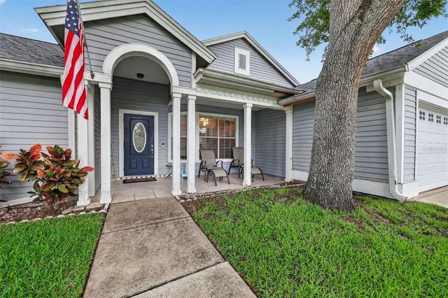 962 EDGEHILL DRIVE, Palm Harbor, FL 34684
