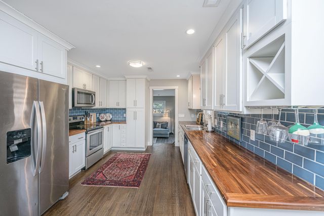 719 Swan Avenue, Charleston, SC 29414