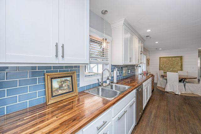 719 Swan Avenue, Charleston, SC 29414