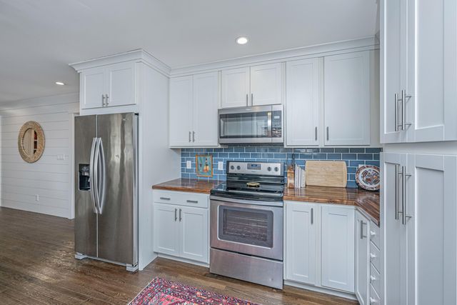 719 Swan Avenue, Charleston, SC 29414