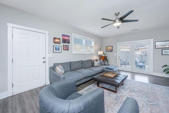 719 Swan Avenue, Charleston, SC 29414