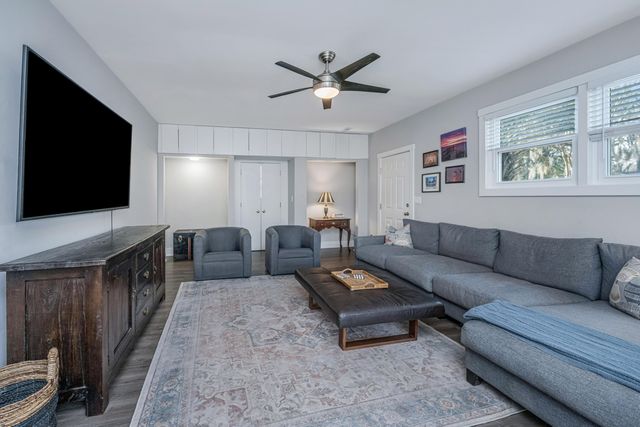 719 Swan Avenue, Charleston, SC 29414