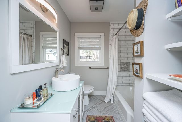 719 Swan Avenue, Charleston, SC 29414