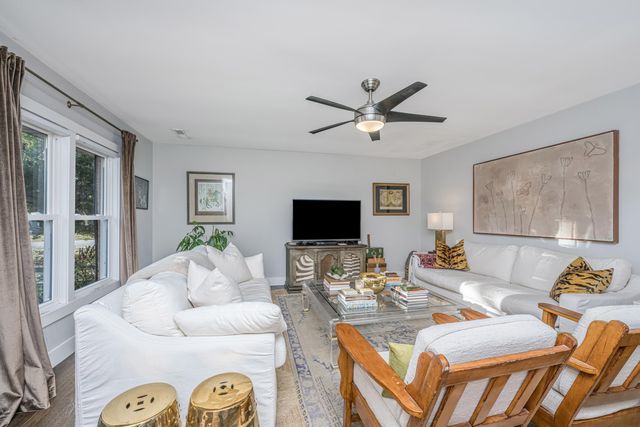 719 Swan Avenue, Charleston, SC 29414