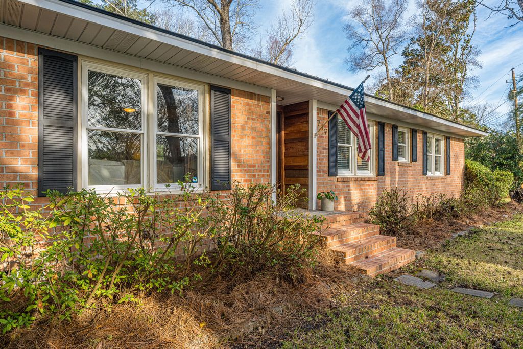 719 Swan Avenue, Charleston, SC 29414