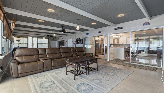 4091 50TH AVENUE S, St Petersburg, FL 33711