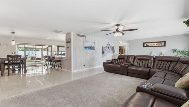 4091 50TH AVENUE S, St Petersburg, FL 33711