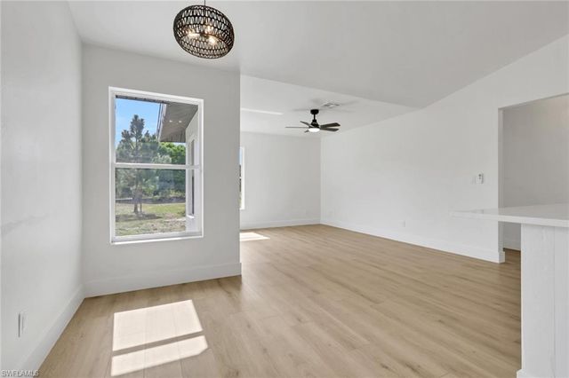 3760 50th AVE NE, Naples, FL 34120