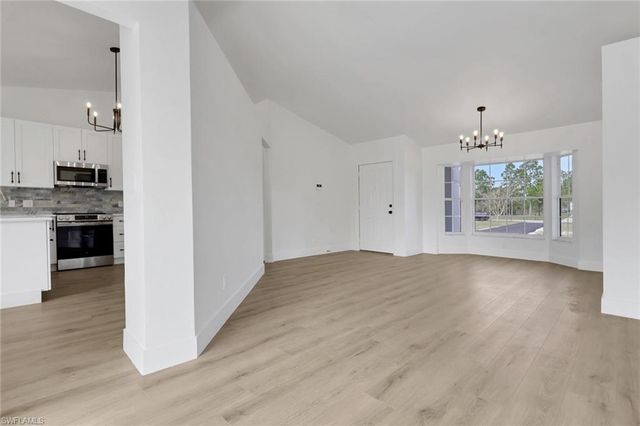 3760 50th AVE NE, Naples, FL 34120