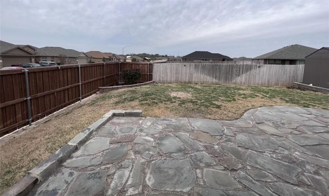 9301 Hill Topper Trail, Fort Worth, TX 76131