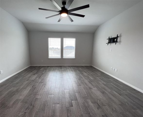 9301 Hill Topper Trail, Fort Worth, TX 76131