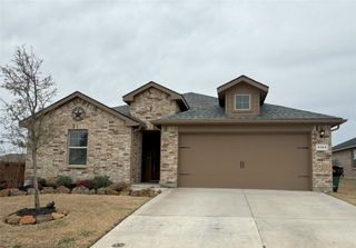 9301 Hill Topper Trail, Fort Worth, TX 76131