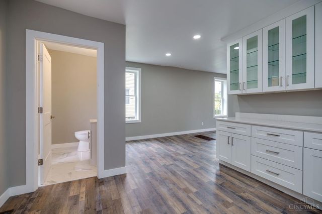 2043 Lawrence Avenue, Norwood, OH 45212