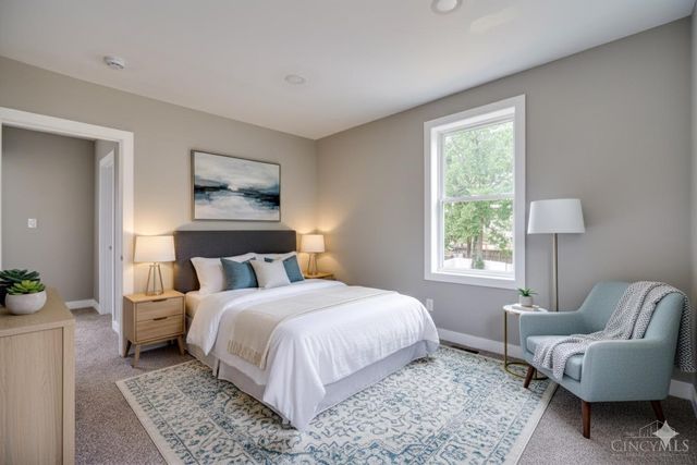 2043 Lawrence Avenue, Norwood, OH 45212