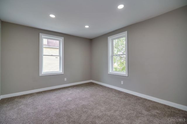 2043 Lawrence Avenue, Norwood, OH 45212