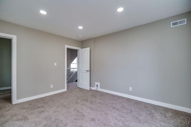 2043 Lawrence Avenue, Norwood, OH 45212