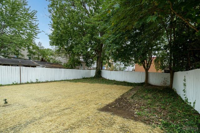 2043 Lawrence Avenue, Norwood, OH 45212