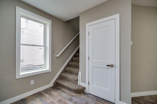 2043 Lawrence Avenue, Norwood, OH 45212