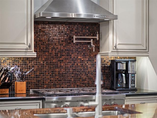 12442 LAKESHORE DRIVE, Clermont, FL 34711